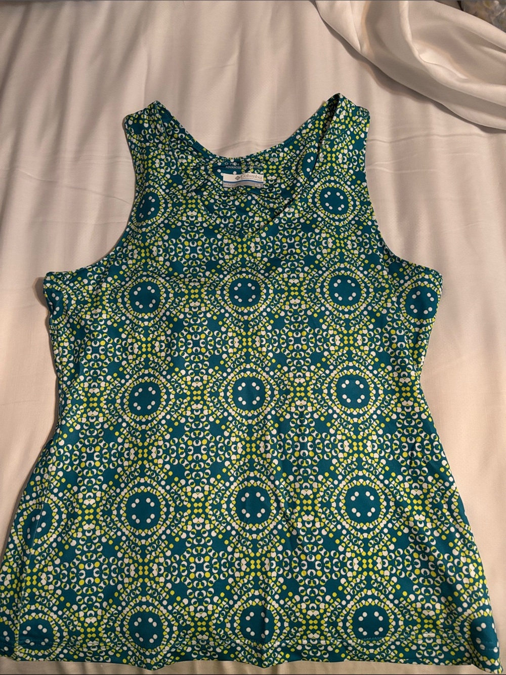Columbia women’s sportswear Teal & Lime Geometrical Patterned Sleeveless Tank